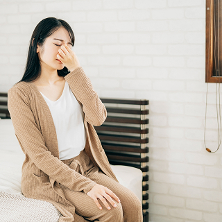 目の疲れやかすみが続いている